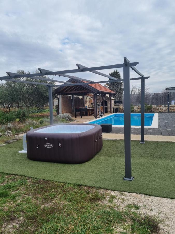 SiritovciOlive Tree House With Jacuzzi, Wifi And 40M2 Pool别墅 外观 照片